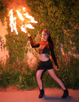 toronto-fire-show-professional-dancer