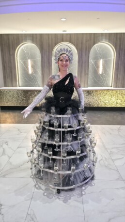 champagne-service-skirt-corporate-entertainment-toronto