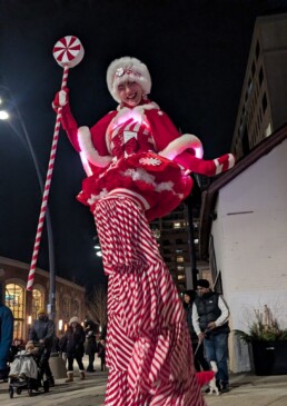christmas-stilt-walking-toronto-performer.jpg