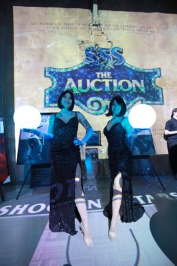 event-entertainers-greeters-red-carpet-photo-booth-models