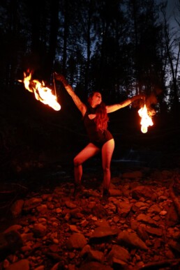 fire-dancer-performer-professional-flame-effects-toronto